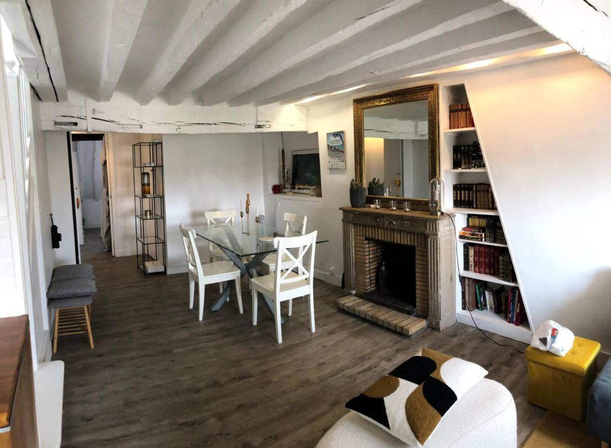 Duplex With Amazing Views *